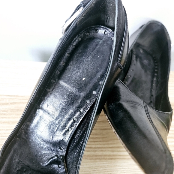 Yves saint laurent pointed toe buckle pumps  - Picture 14 of 15